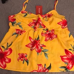 ❤️💛 GUESS TOP. New!!